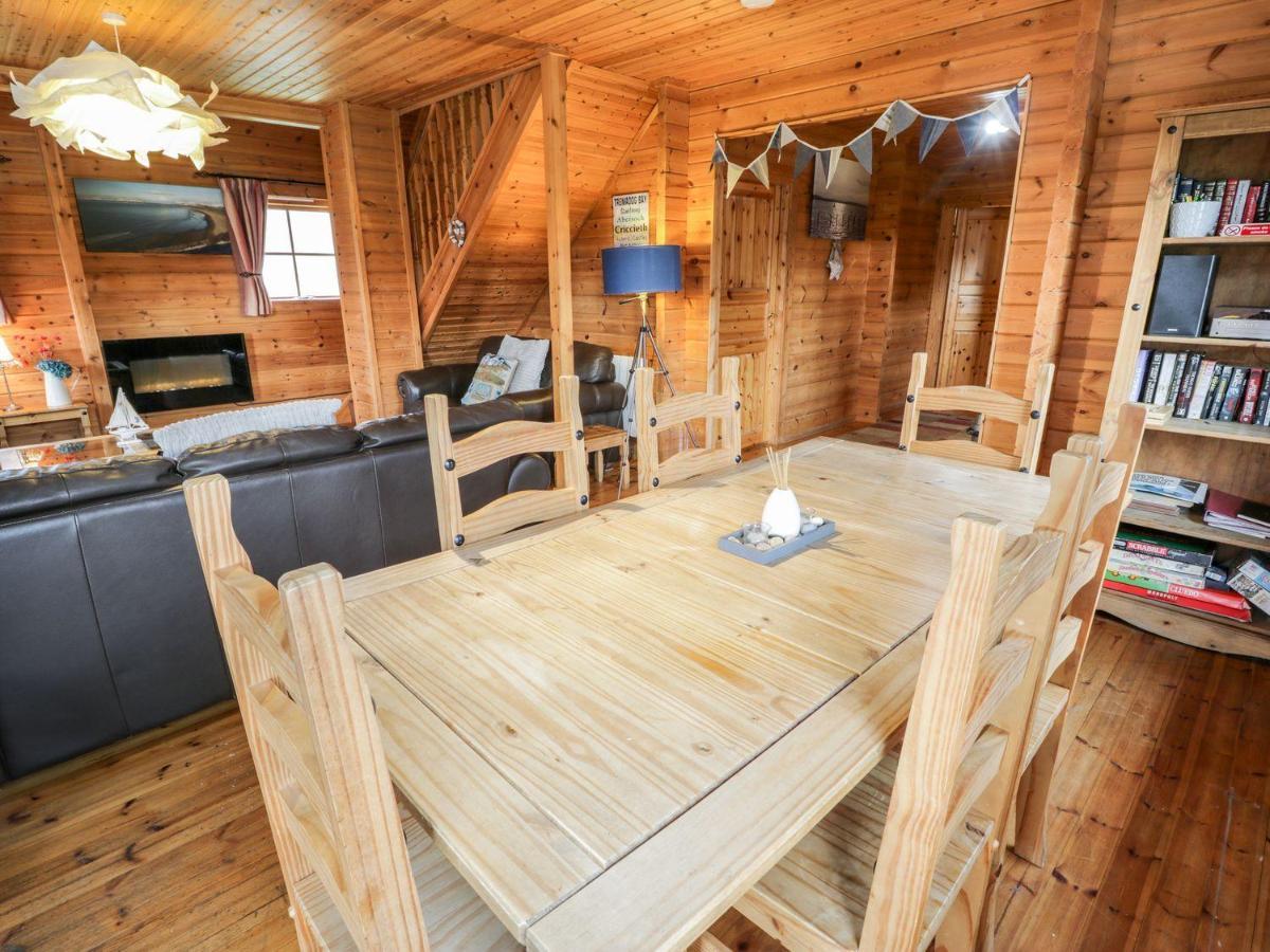 לאנבדר Sun View Lodge מראה חיצוני תמונה