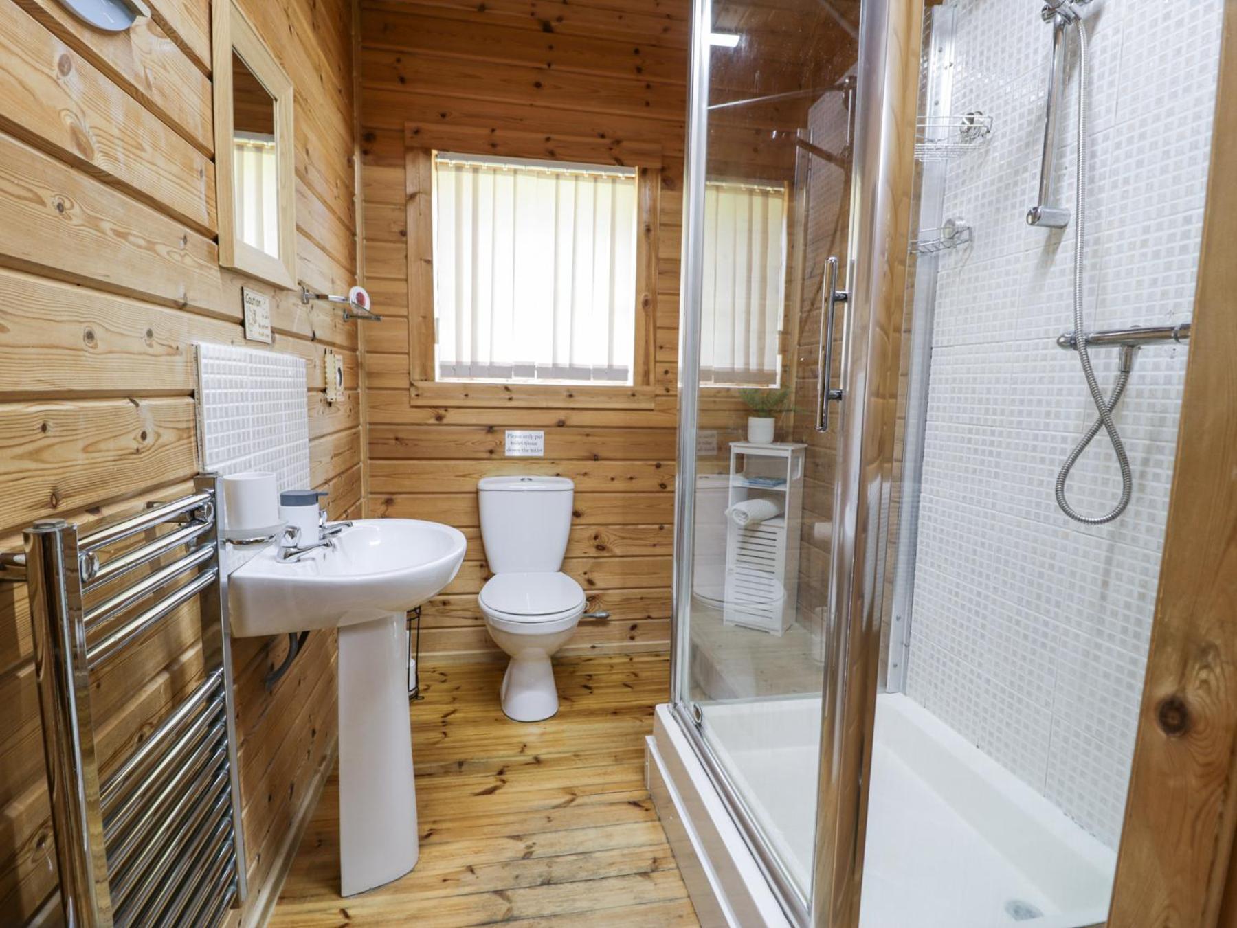 לאנבדר Sun View Lodge מראה חיצוני תמונה