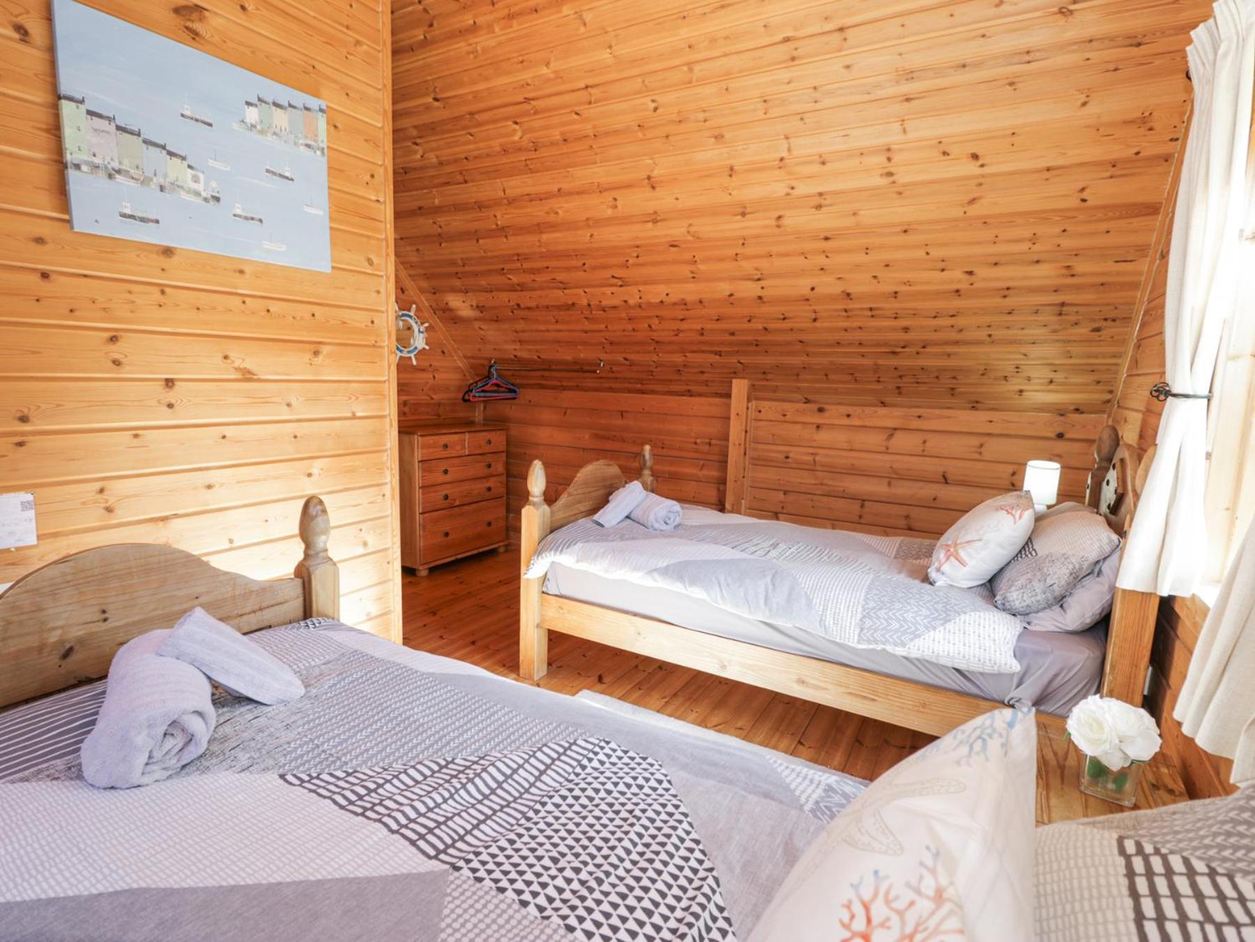 לאנבדר Sun View Lodge מראה חיצוני תמונה
