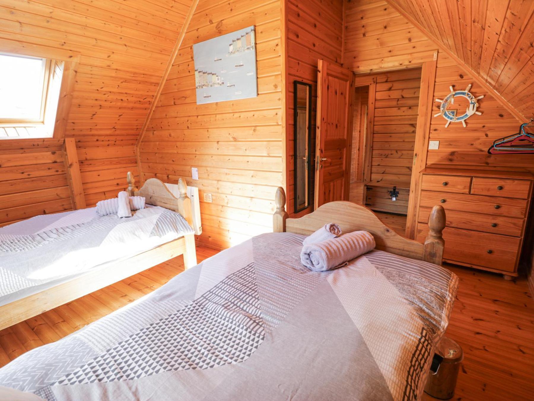 לאנבדר Sun View Lodge מראה חיצוני תמונה