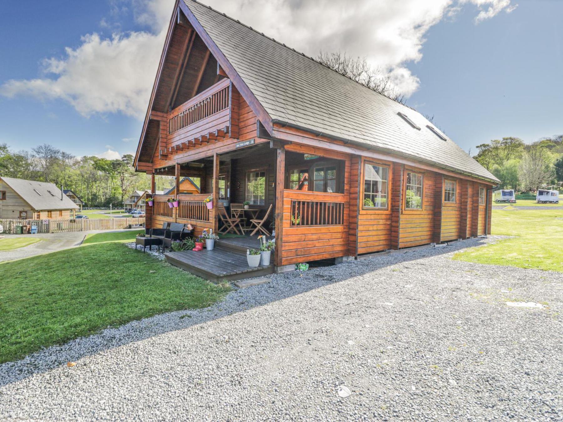לאנבדר Sun View Lodge מראה חיצוני תמונה