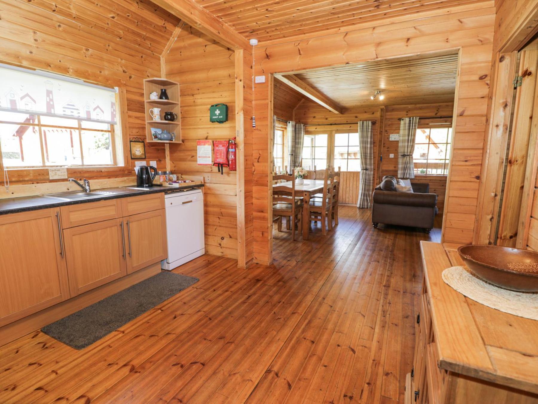 לאנבדר Sun View Lodge מראה חיצוני תמונה