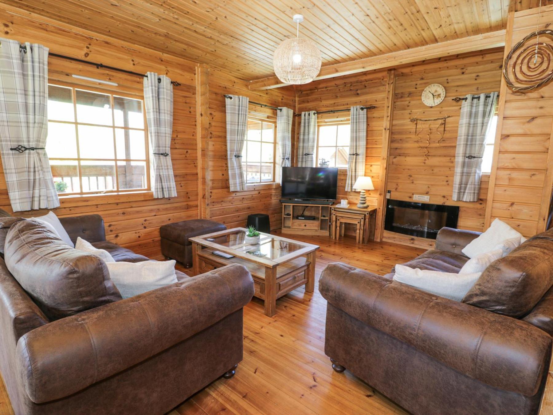 לאנבדר Sun View Lodge מראה חיצוני תמונה